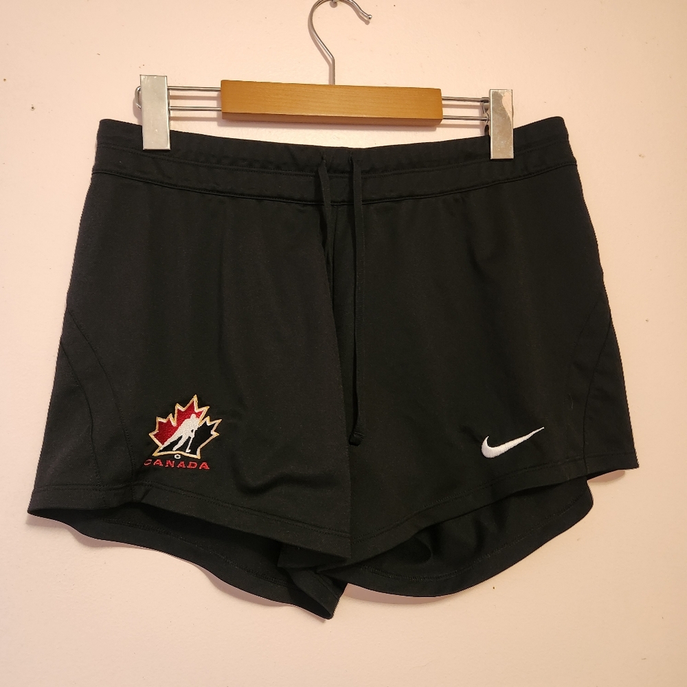 Nike Black Hockey Canada Women’s Training Shorts Size M